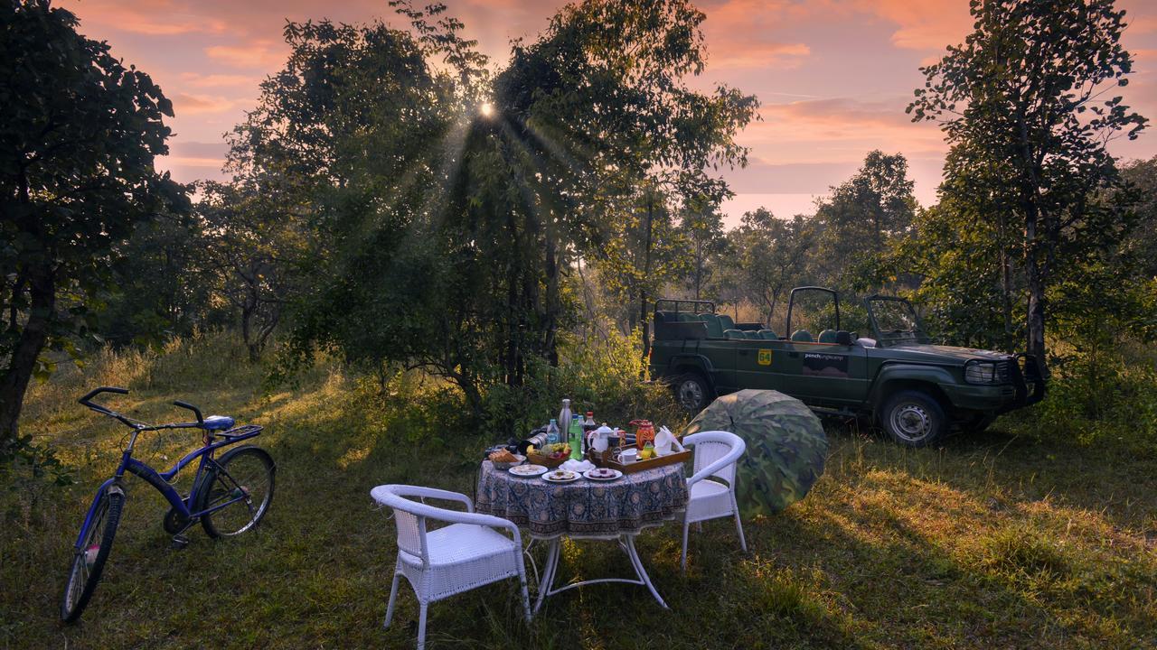 Pench Jungle Camp Hotel Khawasa Exterior photo