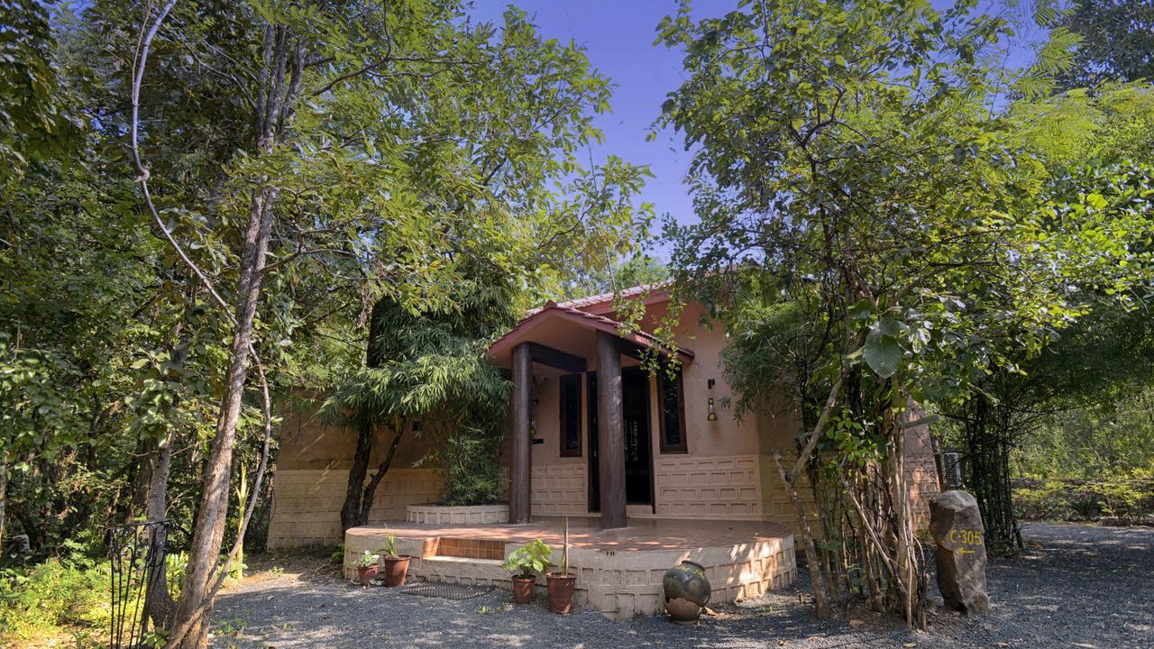 Pench Jungle Camp Hotel Khawasa Exterior photo
